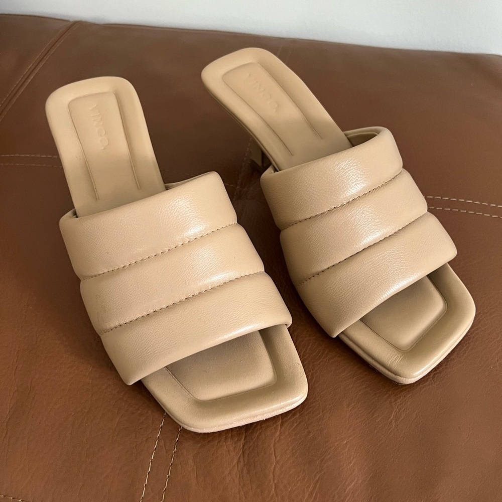 Vince Ceil Mules size 7